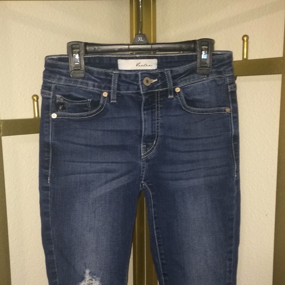 Kancan Distressed Skinny Jeans - Picture 2 of 10